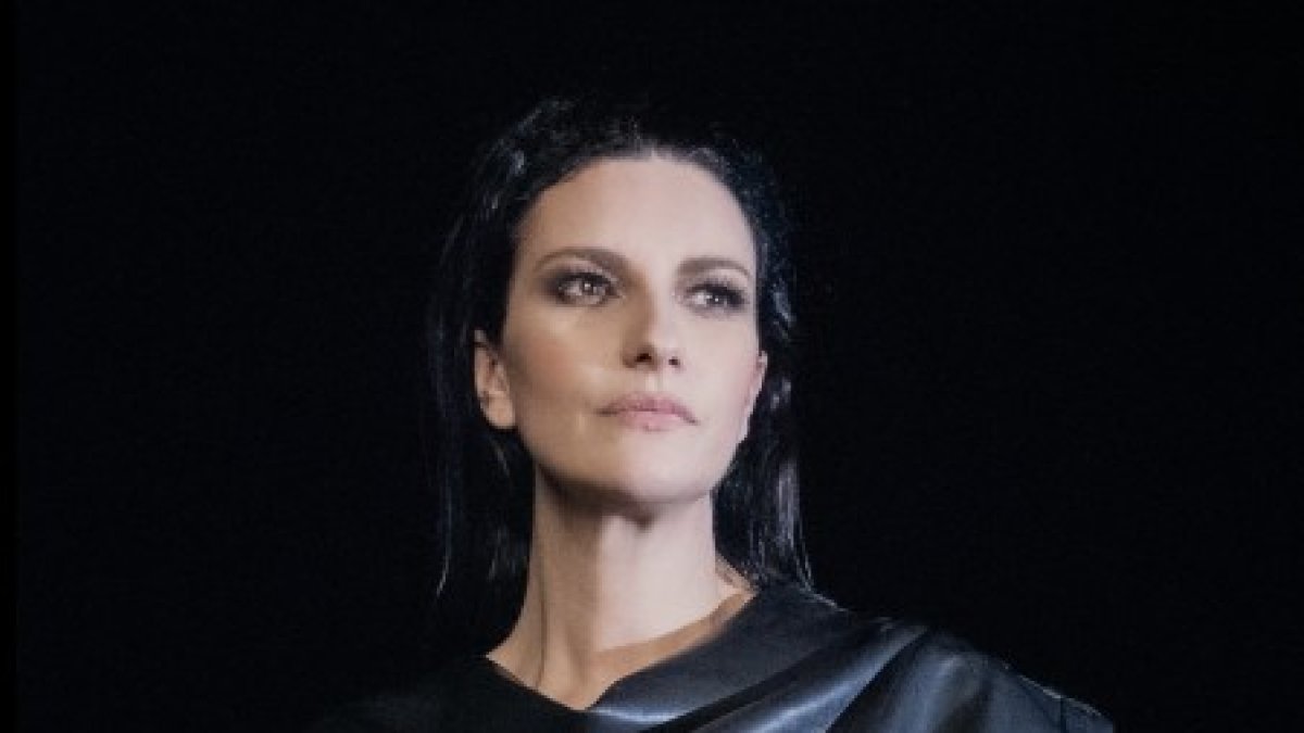 Laura Pausini: „Mă voi prezenta ca gazdă la Sanremo, nu ca artistă”