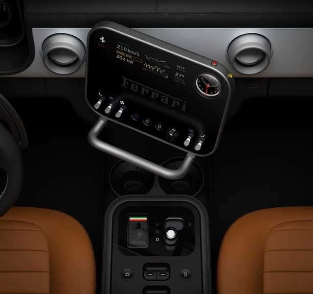 69887a69fe7a8b0020bc5bb6-ferrari-luce-control-panel-overview-hero-srgb-6k-72dpi-1x1.jpg - PresaObiectiva