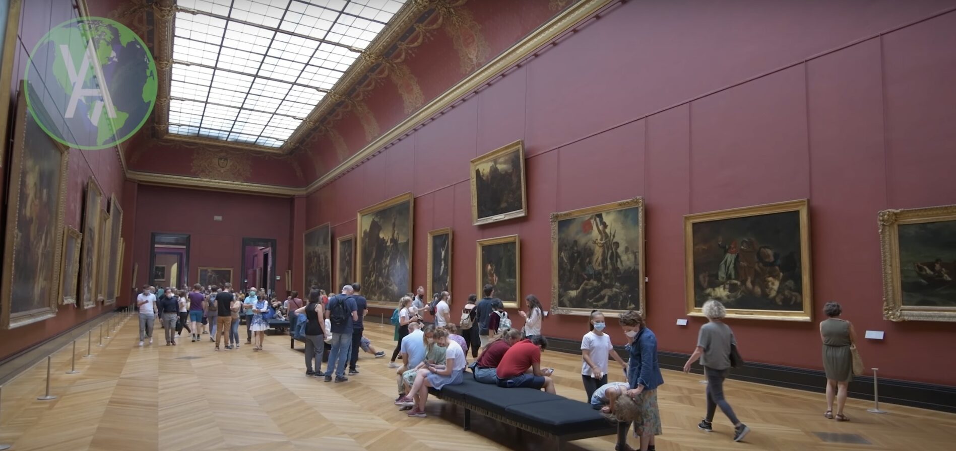 Operaţiune a Poliţiei Franceze arestând un cerc infracțional care opera în muzeul Luvru din Paris dezvăluie amploarea unei rețele de fraudă cu bilete, suspectată de un val de activități ilicite ce pune în pericol integritatea unuia dintre cele mai vizitate muzee din lume