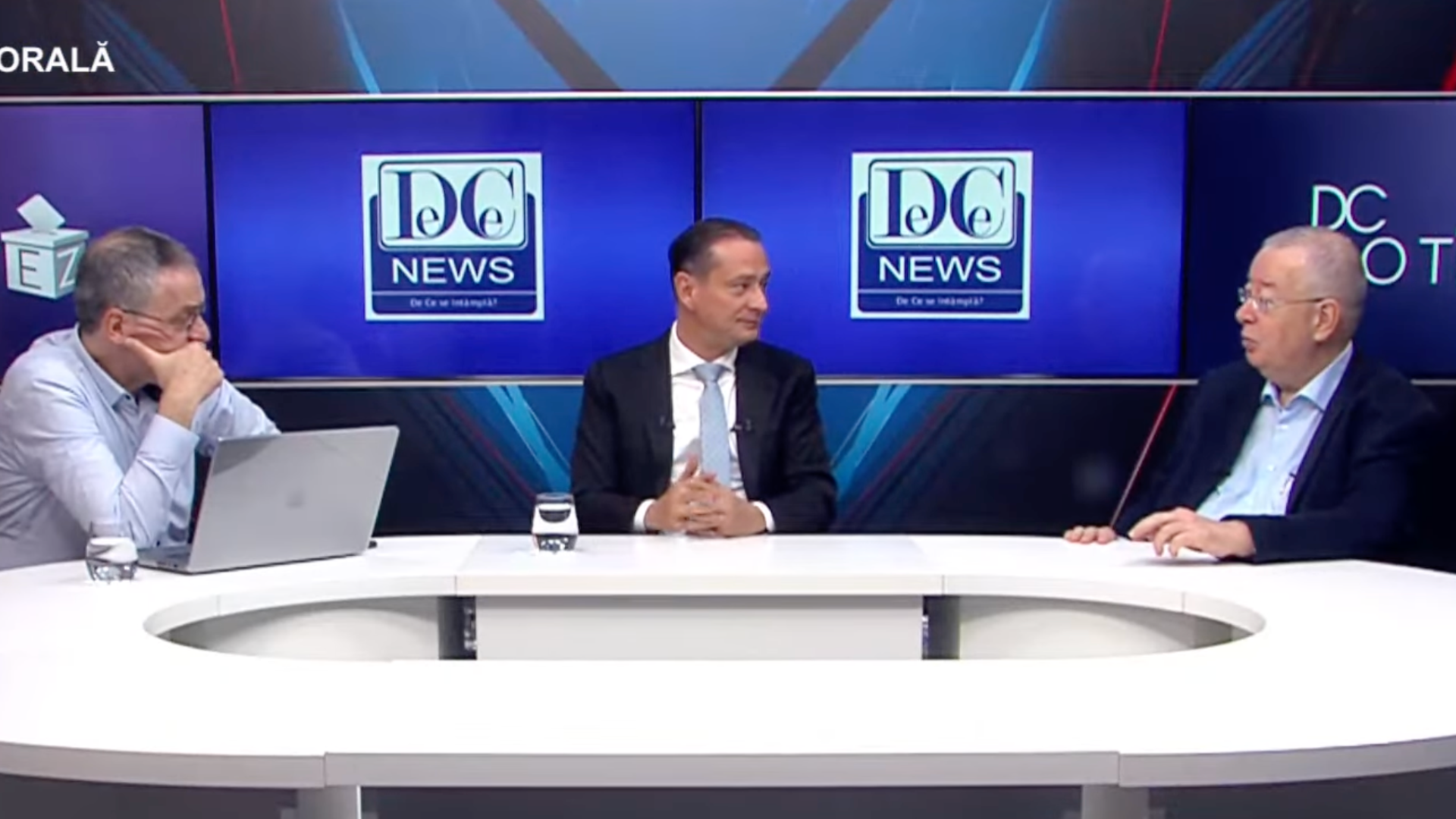 Contract controversat pentru promovare online atribuit firmei lui Bogdan Chirieac în Sectorul 4 În plină campanie electorală și într-un interval de timp extrem de scurt, Direcția de Taxe și Impozite Locale Sector 4 a încredințat direct un contract de peste 50.000 de euro pentru servicii de promovare online firmei controlate de jurnalistul și analistul Bogdan Chirieac, Press Media Electronic SRL