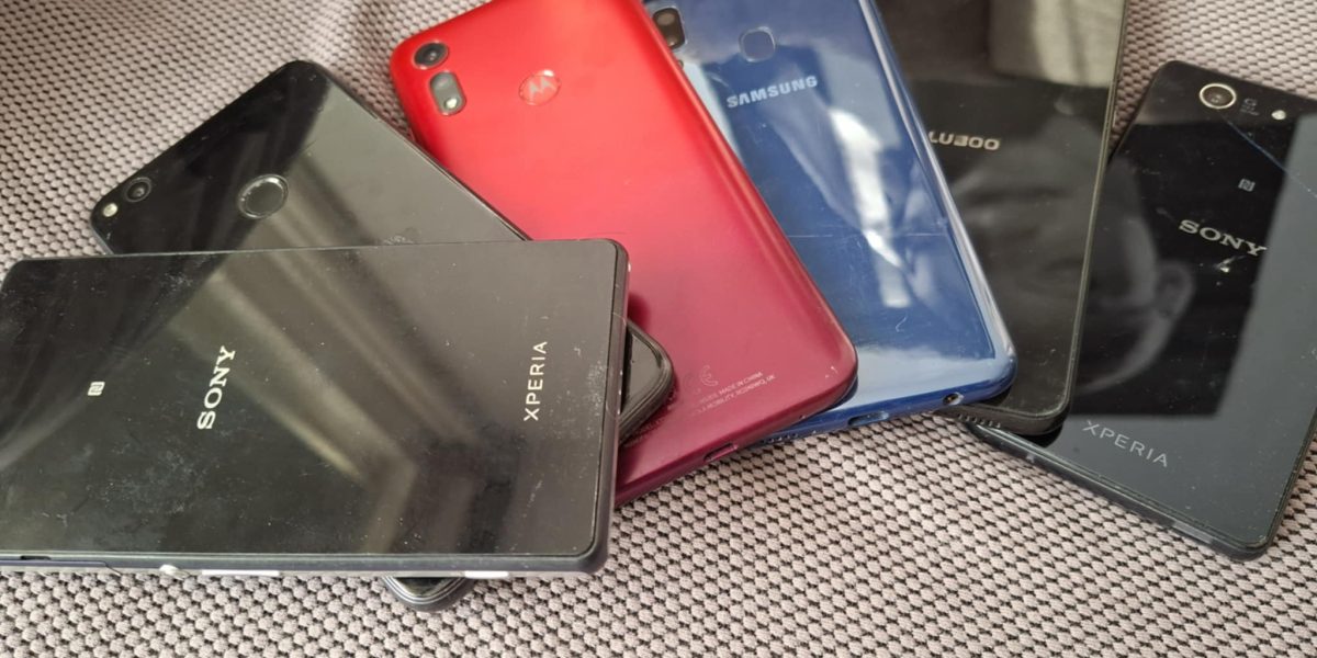 Cum-transformi-telefoanele-vechi-in-camere-de-supraveghere.jpg - PresaObiectiva