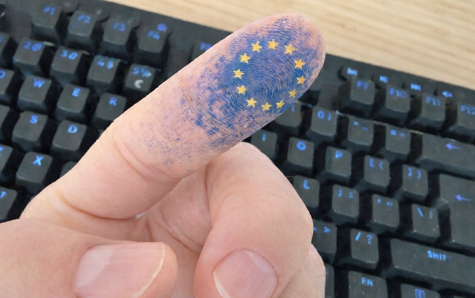 UE intenționează să accelereze schimbul automat de date biometrice între poliții, dar apar teama de „zone gri”