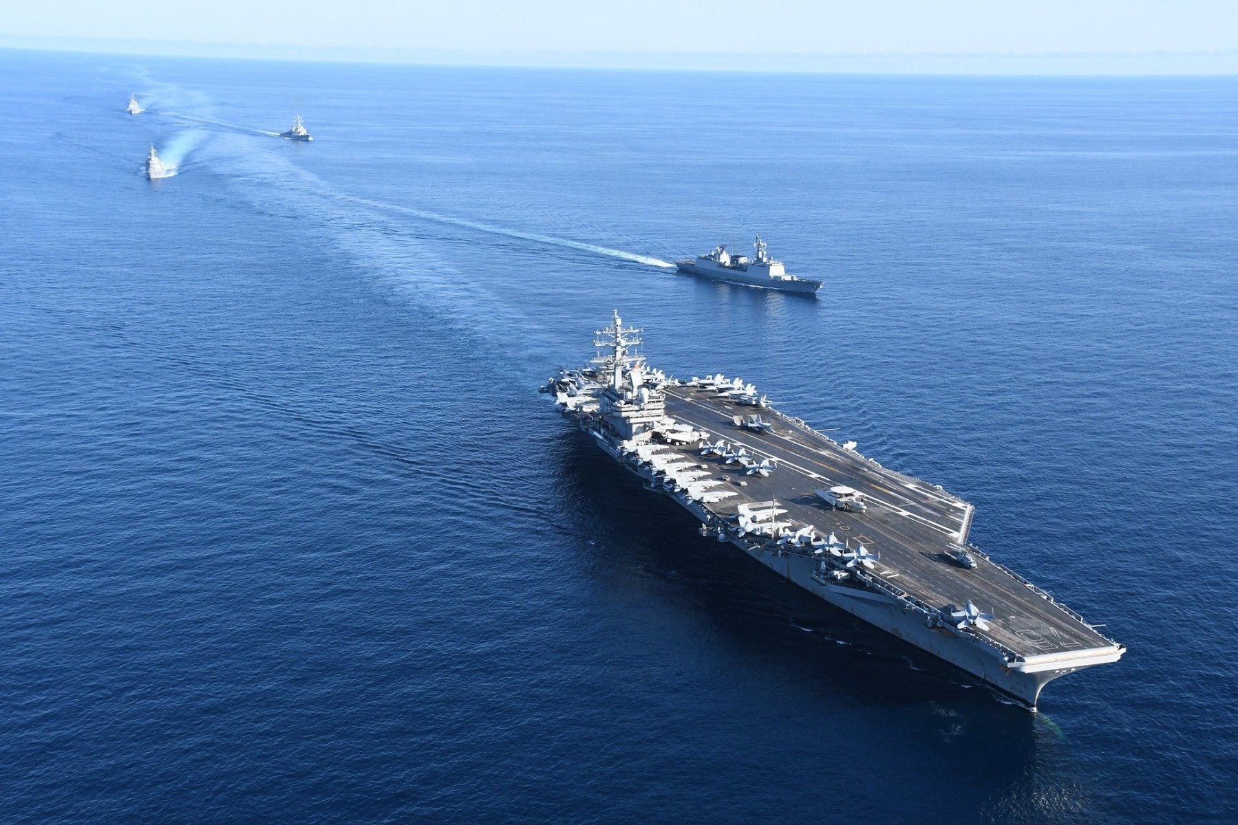 Un nou episod de escaladare și tensiuni în zona Golfului Persic poartă vestea că Statele Unite intenționează să suplimenteze prezența militară în regiune