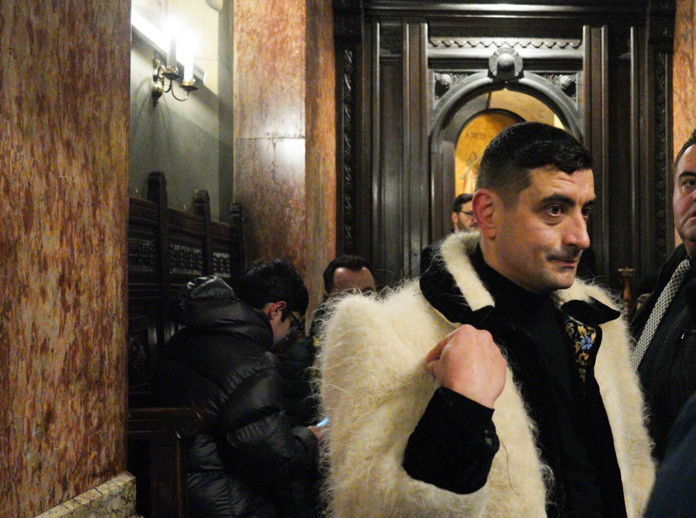 Liderul extremist George Simion face un apel neașteptat pentru intervenția internațională în România, într-un moment în care scena politică locală pare tot mai fragmentată și tensionată