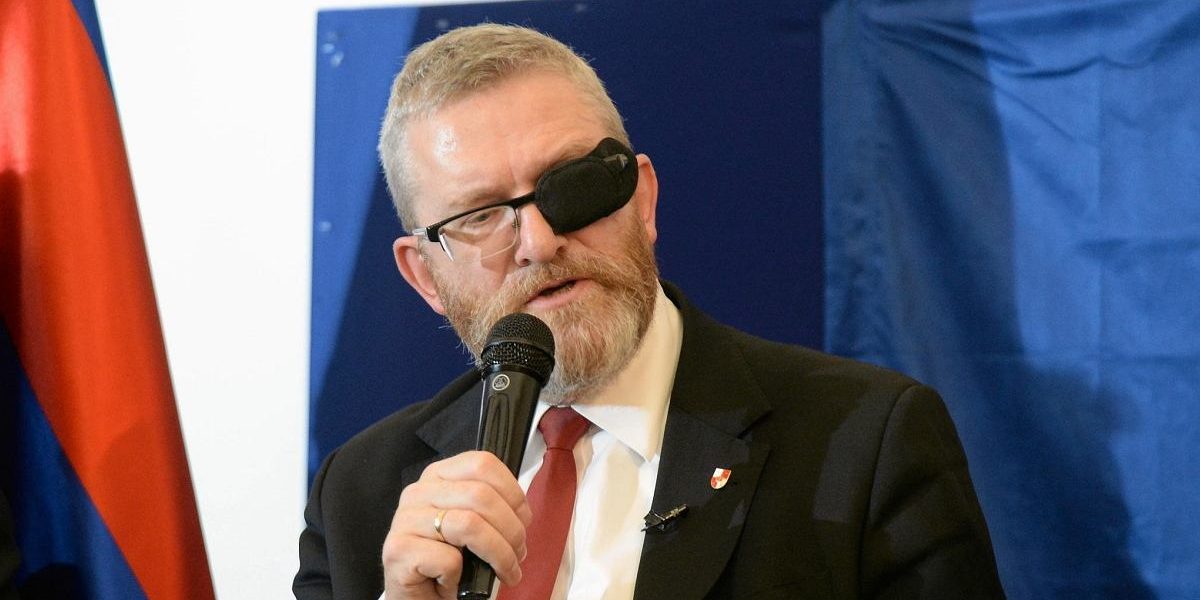 Grzegorz-Braun.jpg - PresaObiectiva