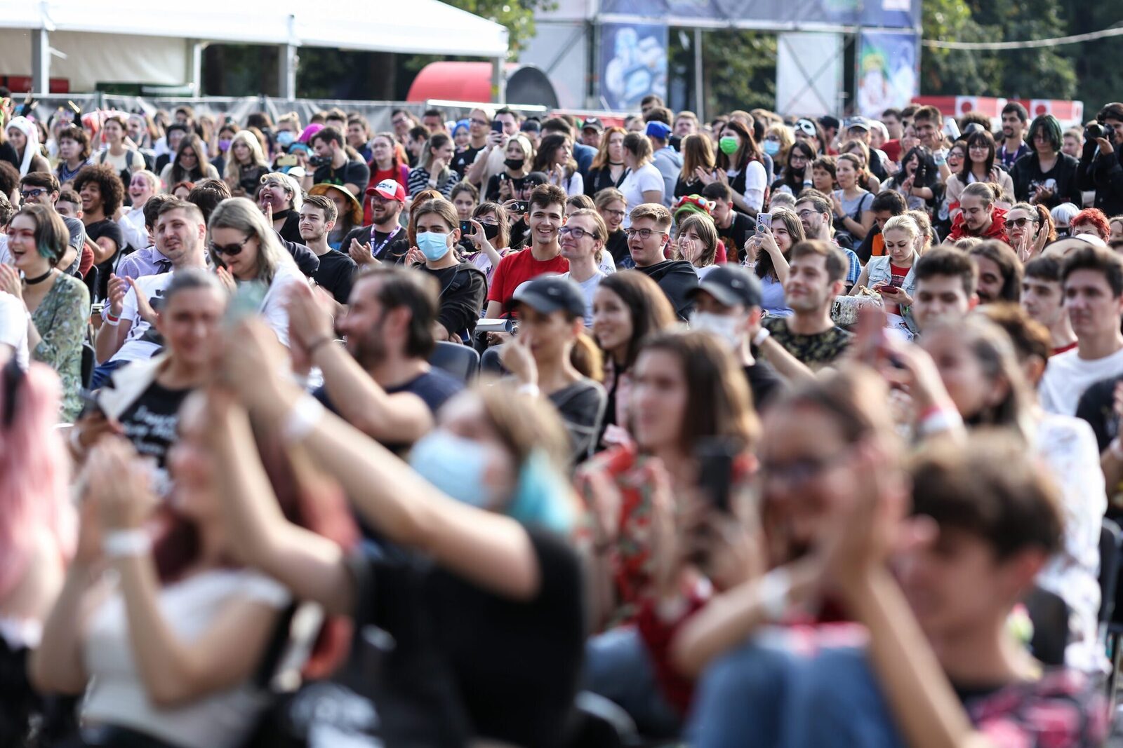 Comic Con 2026 aduce în București un moment așteptat de fanii culturii pop și geek: evenimentul va avea loc între 24 și 26 aprilie, la Romexpo