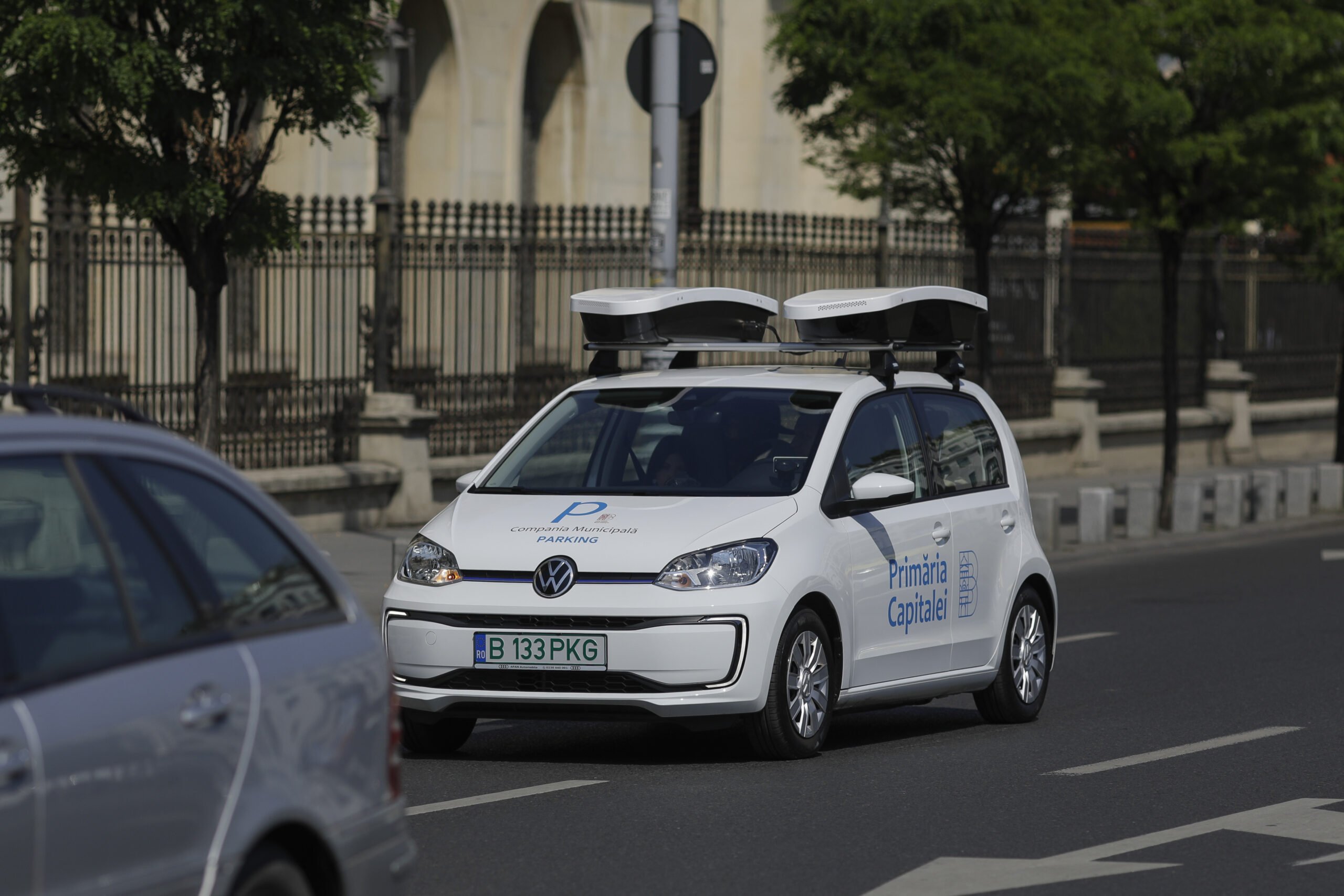 Bucureștiul își schimbă radical modul de gestionare a parcărilor, în încercarea de a reduce pierderile financiare și de a limita contactele fizice între cetățeni și personalul de la teren