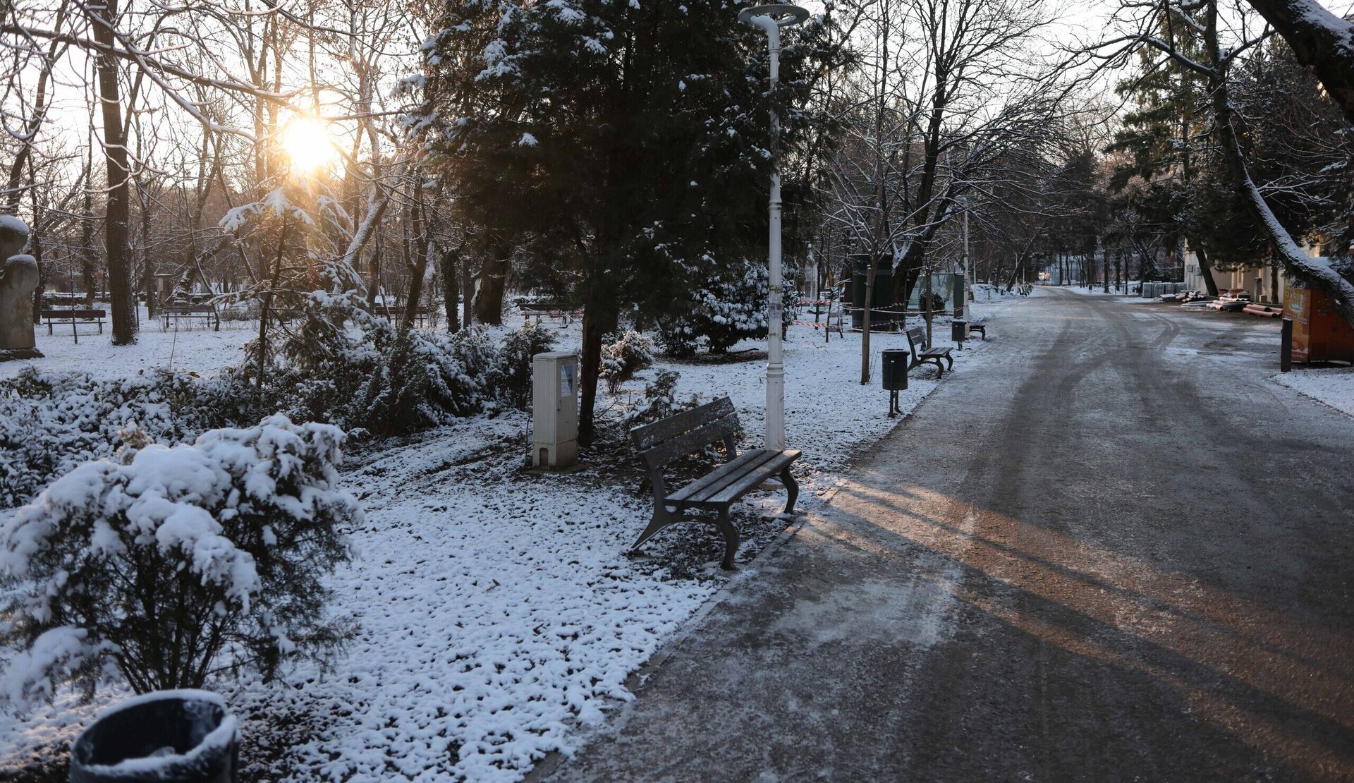 Bucureștiul se confruntă cu o perioadă de vreme instabilă: avertizare de vreme rea pentru începutul lunii februarie Municipiul București se află, în primele zile ale lunii februarie, sub incidența unei avertizări de vreme severă, anunțată de Administrația Națională de Meteorologie (ANM)