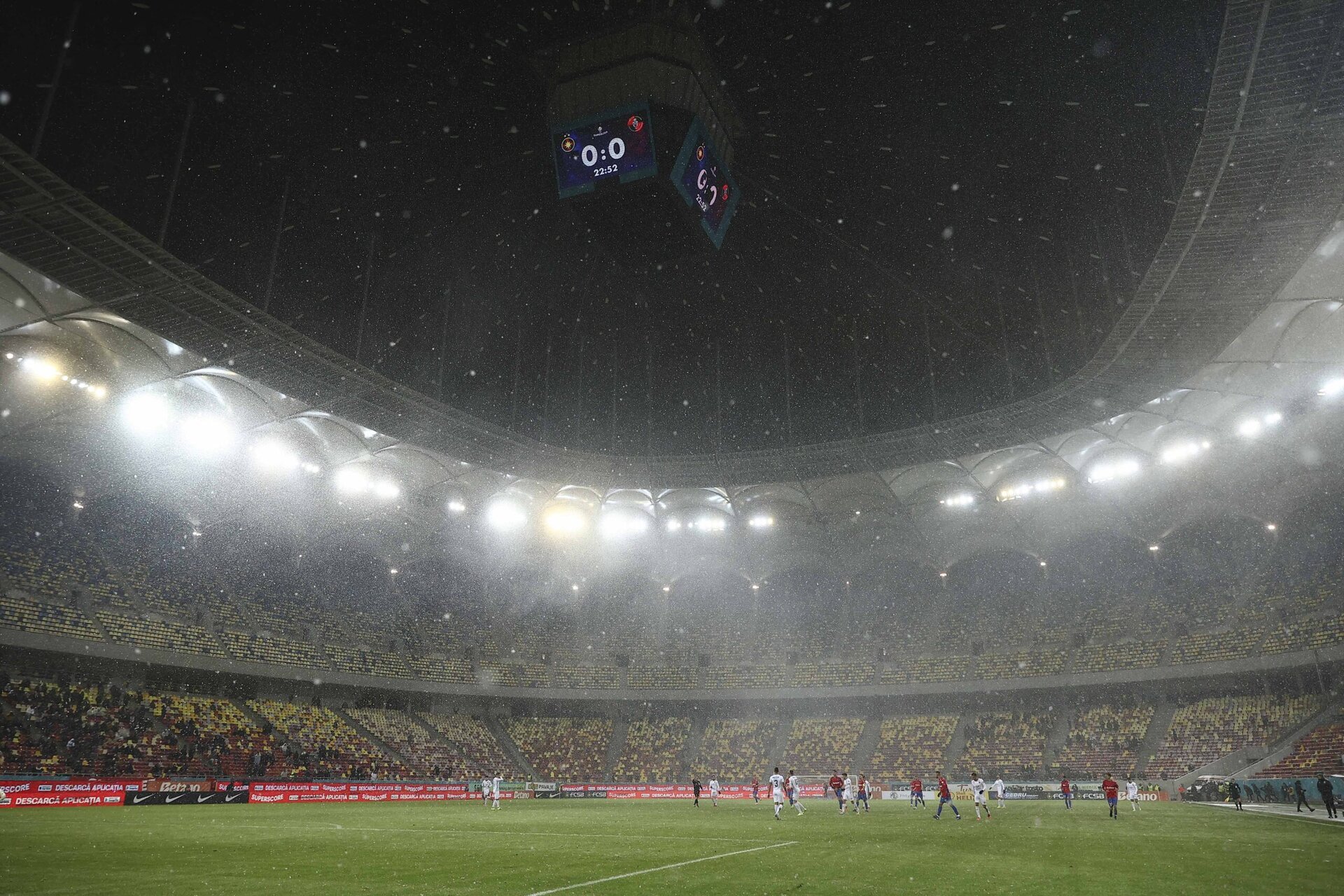 Firma de reparații a eMAG primește 90.000 euro pentru acoperișul Arena Națională, de 12 ori mai mult decât costul inițial