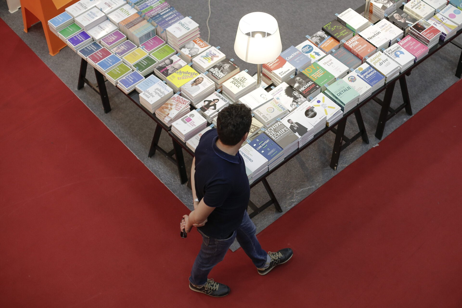 Biblioteca Metropolitană București organizează eveniment muzical și de lectură de Ziua Internațională a Cititului Împreună