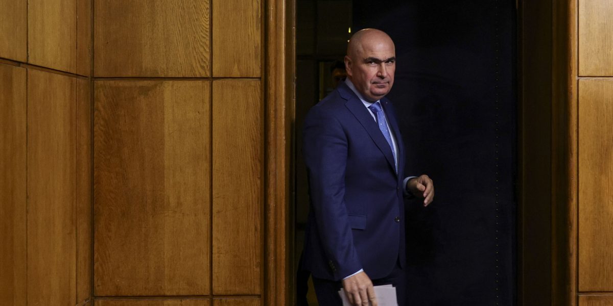 INSTANT_GUV_CONF_BOLOJAN_014_INQUAM_Photos_Octav_Ganea.jpg - PresaObiectiva