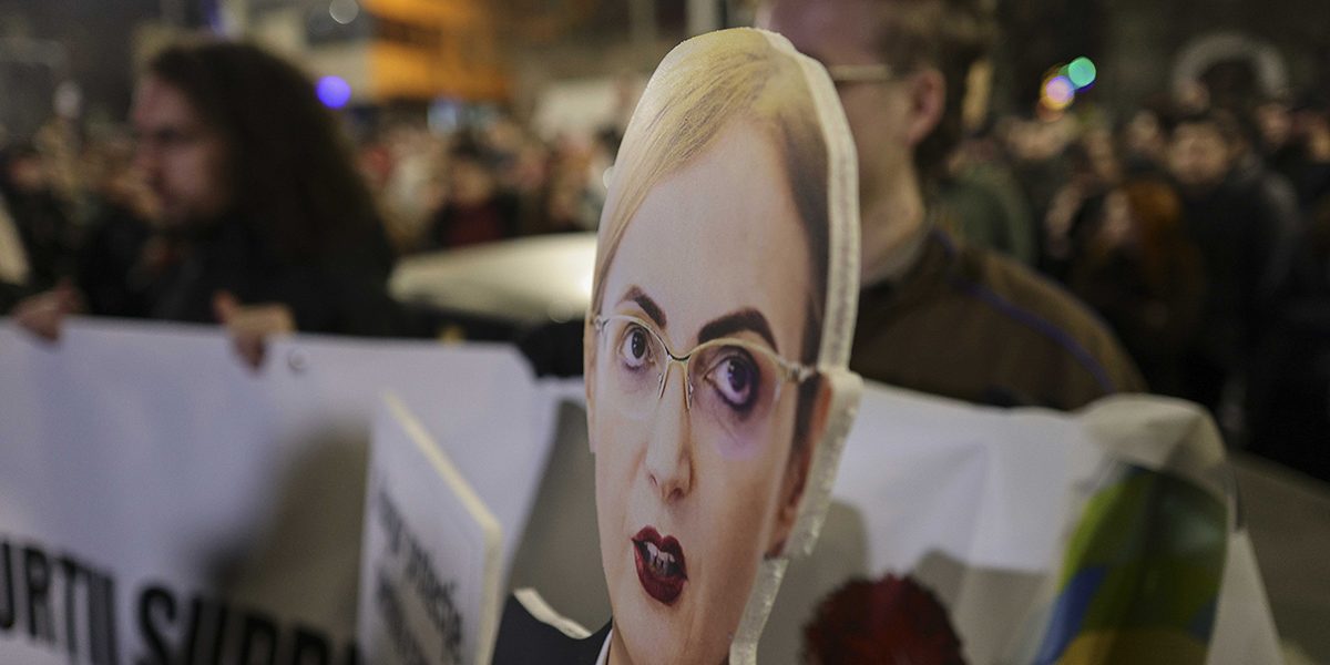 INSTANT_PROTEST_CSM_05_INQUAM_Photos_Octav_Ganea.jpg - PresaObiectiva