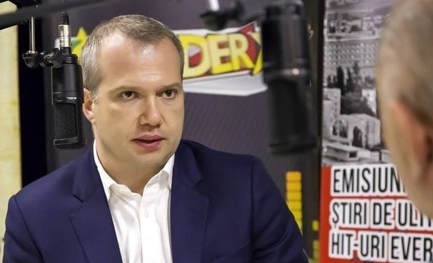 Primăria Galați, vizată de posibilitatea unui truc legal menite să frâneze tăierile bugetare impuse de Guvern Reforma administrației locale din România, de multă vreme contestată și criticată pentru centralizarea excesivă și pentru posibilele riscuri legate de transparență și responsabilitate, s-ar putea confrunta cu un nou obstacol administrativ