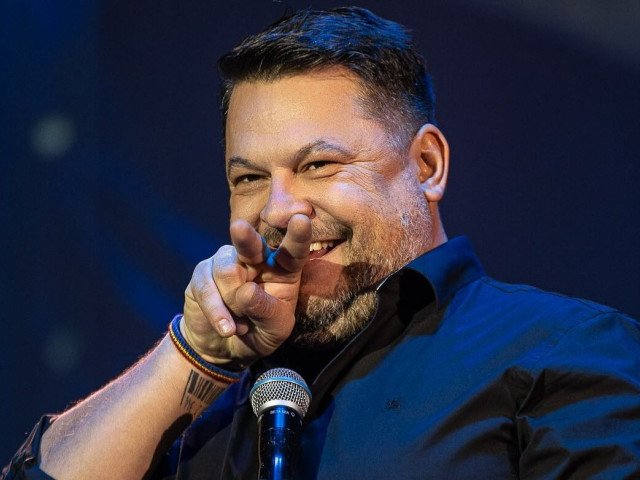 SuperLiga: Mihai Bobonete îndeamnă la sărbătoare oltenească pe Oblemenco Universitatea Craiova a obținut o victorie esențială în fața FCSB, câștigând cu 1-0 și consolidându-și astfel poziția în clasamentul SuperLigii