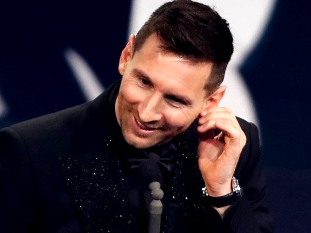 Messi: Regrete și Lecții de Viață din Spatele Malsalelor Lionel Messi, căpitanul Argentinei și una dintre cele mai mari legende ale fotbalului mondial, a mărturisit recent că regretă profunda lipsă de cunoștințe în limba engleză