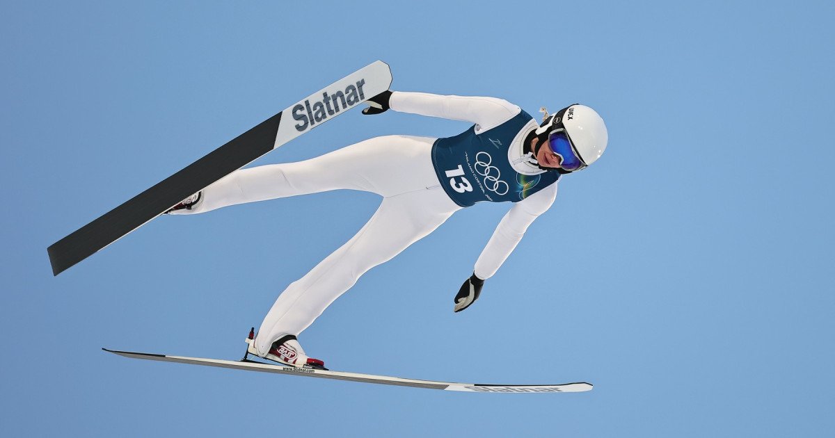 Daniela Toth, în top 30 la Jocurile Olimpice de Iarnă Milano Cortina 2026 Daniela Toth a reușit sâmbătă să se evidentieze pe scena internațională a săriturilor cu schiurile, încheind competiția pe trambulina normală la Jocurile Olimpice de Iarnă Milano Cortina 2026 pe locul 30, cu un total de 207,4 puncte