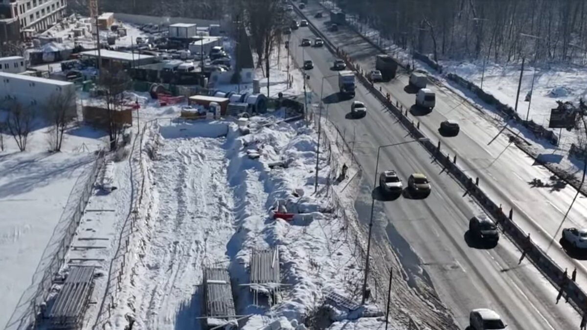 O petiție publică lansată de cetățenii și șoferii care tranzitează zilnic DN1 Otopeni aduce în prim-plan o problemă majoră legată de gestionarea traficului pe una dintre cele mai aglomerate artere din apropierea Capitalei