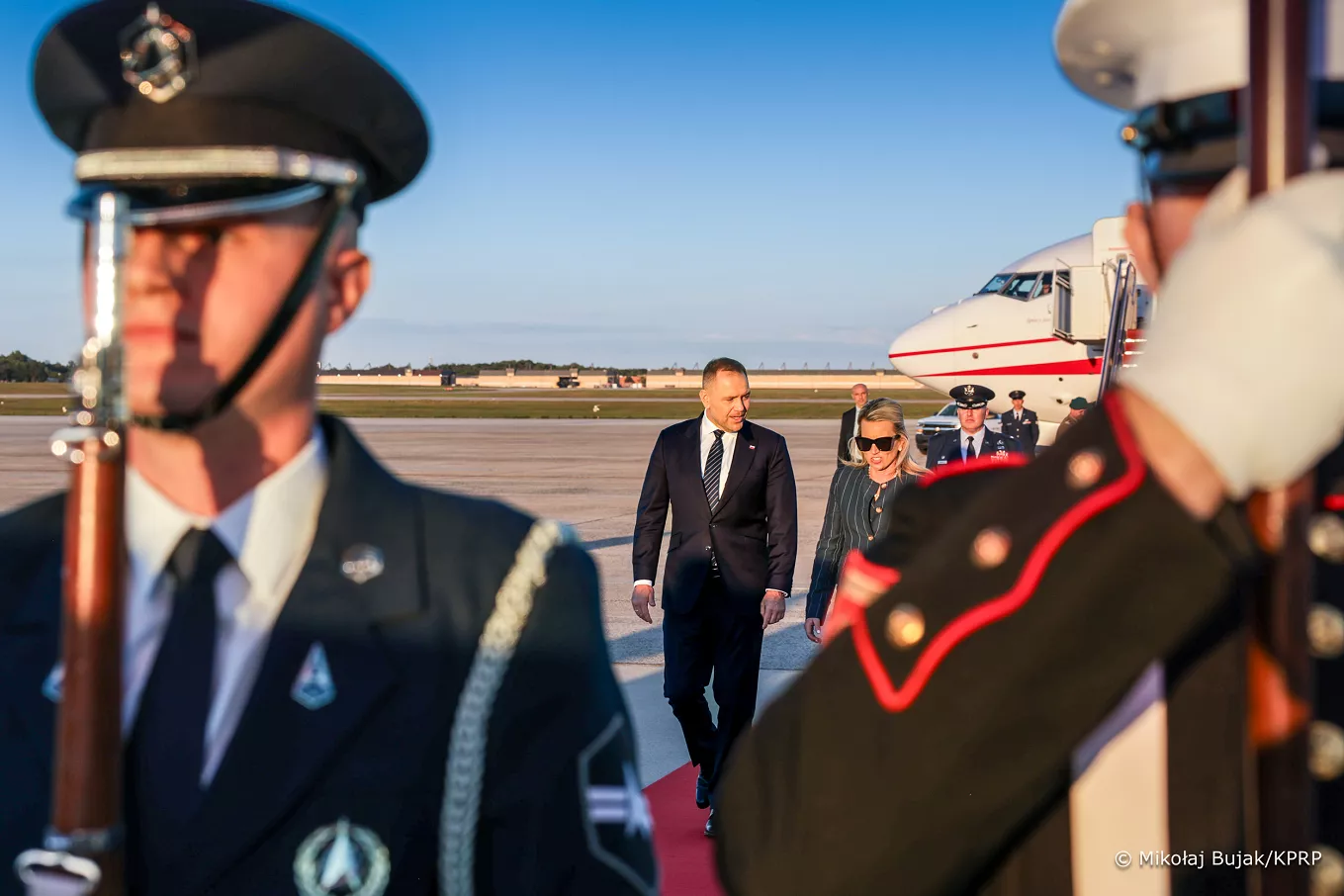 Polonia ia în serios apărarea nucleară în contextul tensiunilor cu Rusia Polonia pare decisă să își consolideze sistemul de apărare în fața amenințărilor tot mai acute din partea Rusiei, urmând recomandările oficiale pentru dezvoltarea capacităților nucleare propre