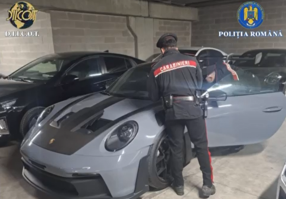 20 de mașini de lux în valoare de 1,7 milioane euro, luate în leasing și exportate ilegal în Italia, lideri fiind Petrea Alfred, urmărit internațional