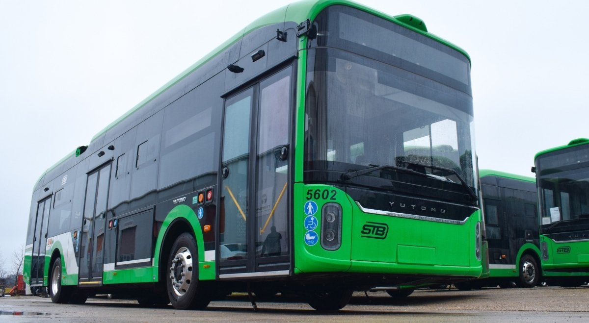 Primul troleibuz electric chinezeasc Yutong intră oficial în faza de testare pe străzile Capitalei, semnalând un pas semnificativ către modernizarea parcului de transport public din București