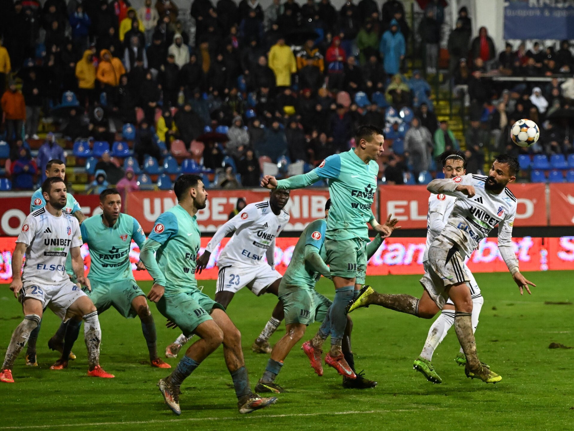 FC Botoșani, duel electrizant în etapa 27 a Superligii – Live Text!