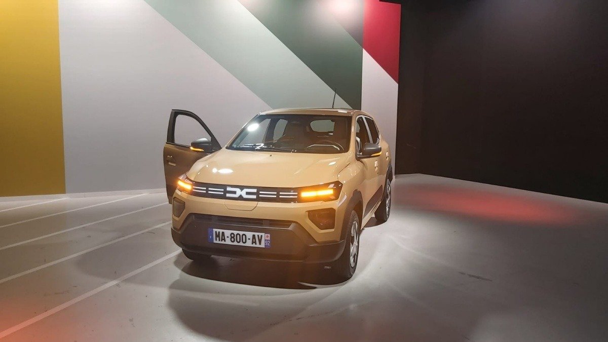 Dacia lansează un program de plecări voluntare, într-un moment în care piața auto europeană începe să se adapteze drastic la noile realități ale industriei