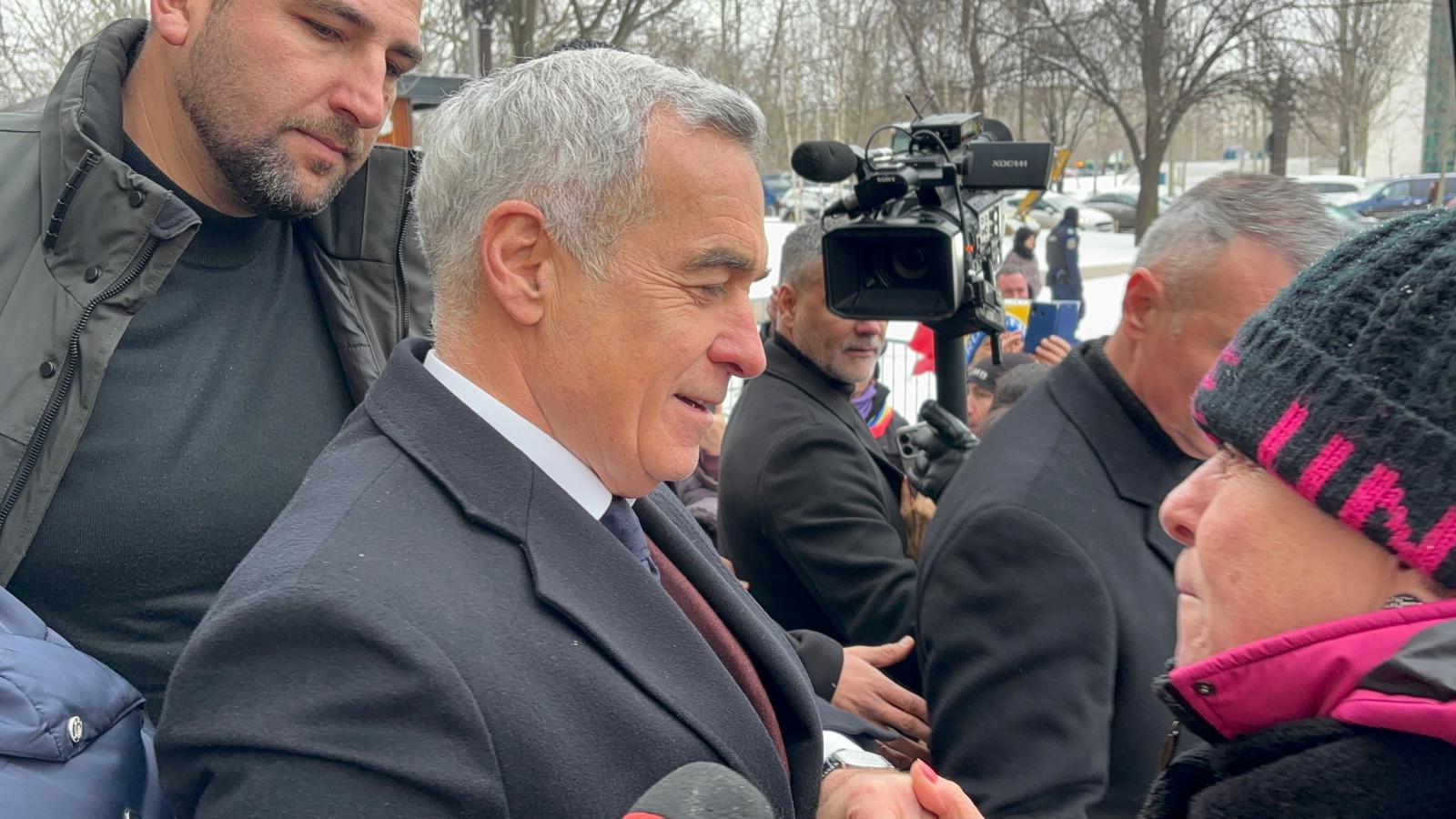 Magistrații Tribunalului București amână luarea unei decizii definitive în cazul lui Călin Georgescu, suspectat de propagandă legionară, în timp ce bacul justiției rămâne în suspans