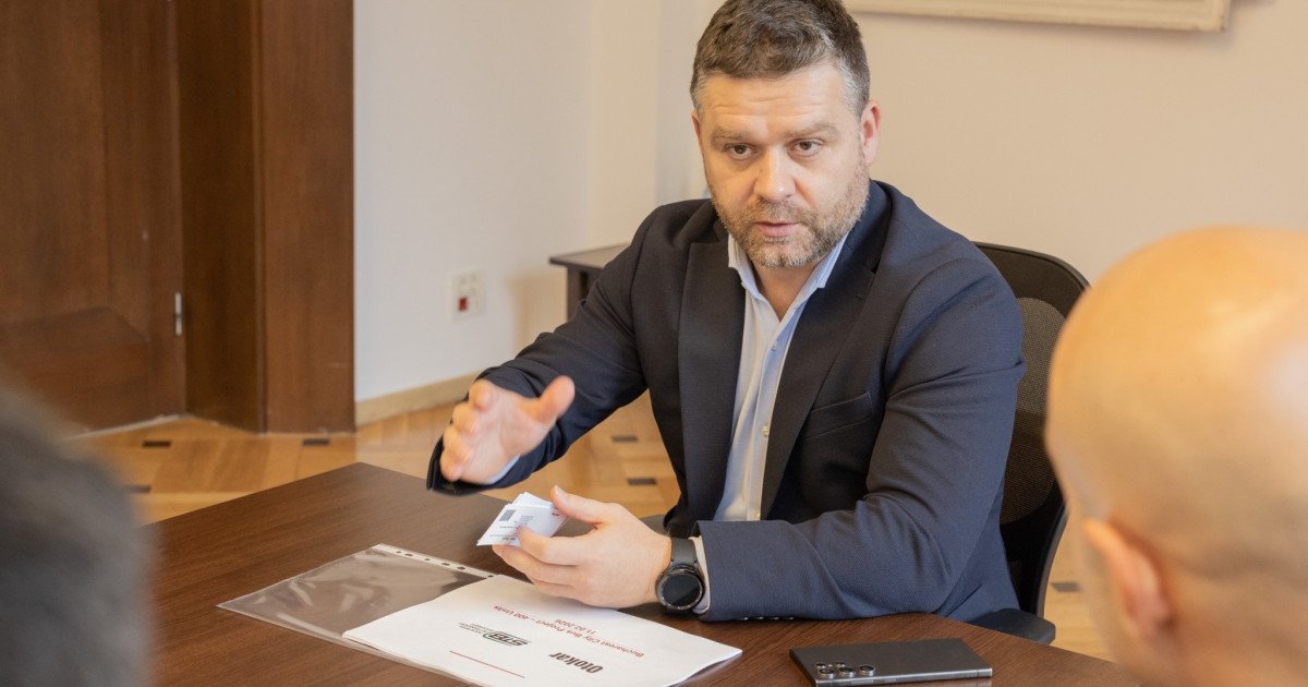 „Bucureștiul în criză: Autobuzele Otokar indisponibile revin în două luni”