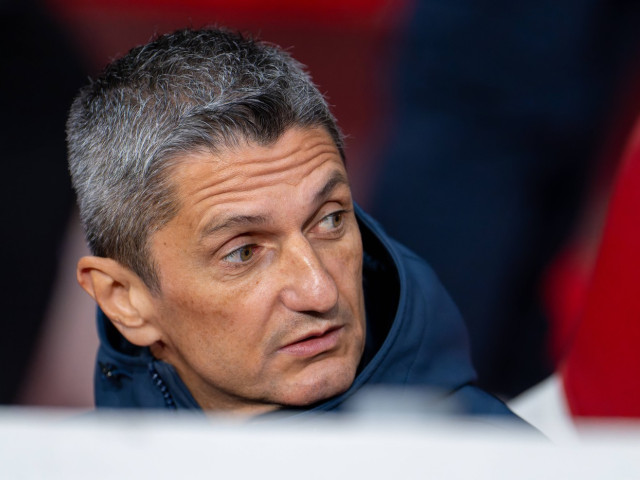 ZTIzYmU4OGVmZGFhOTUwMDU2MzM1MDAxNWI5M2NlZQ.thumb_.jpg - PresaObiectiva