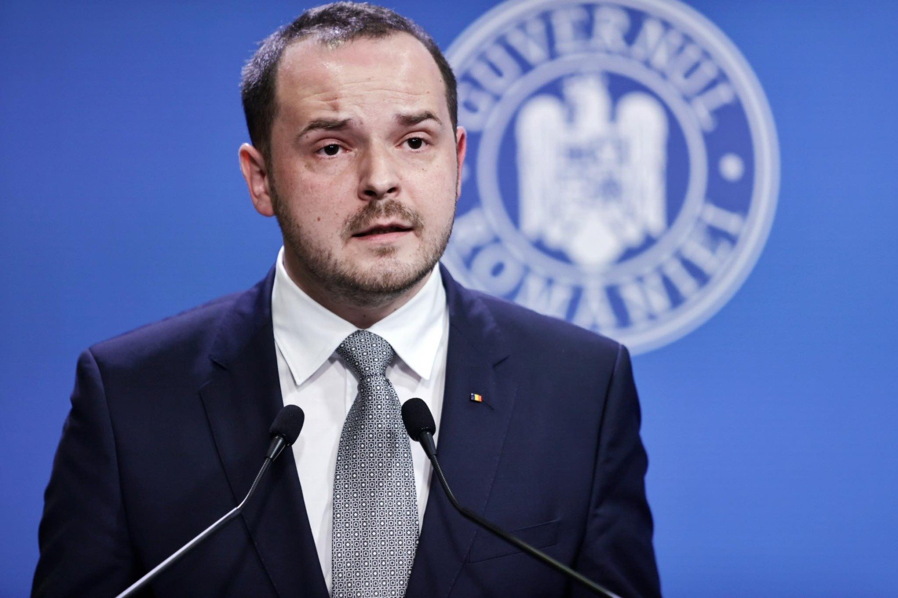 Ministrul Sănătății propune excepții de la plata primei zile de concediu medical pentru pacienți oncologici, bolnavi cronici și persoane cu boli rare