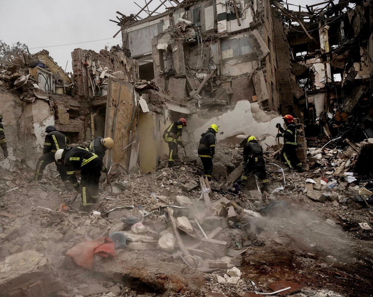 Organizația Națiunilor Unite solicită Rusiei să înceteze atacurile asupra infrastructurii energetice din Ucraina Momentele critice continuă să se adâncească în conflictul din Ucraina, după ce Organizația Națiunilor Unite a făcut un apel ferm către Moscova pentru a opri imediat atacurile asupra infrastructurii energetice ucrainene