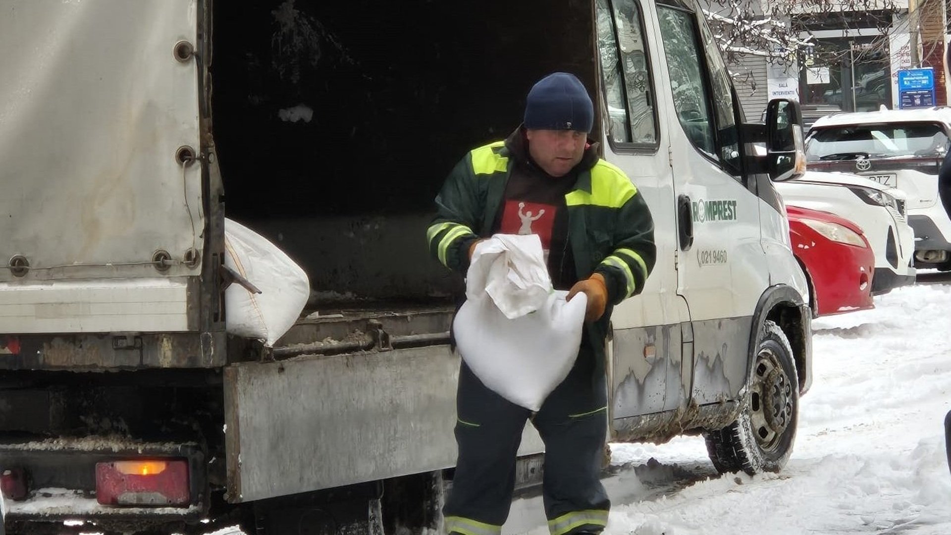Primăria Sectorului 1 anunță măsuri concrete pentru gestionarea eficientă a ninsorilor și a viscolului care au pus stăpânire pe Capitală, într-un context meteo extrem de sever