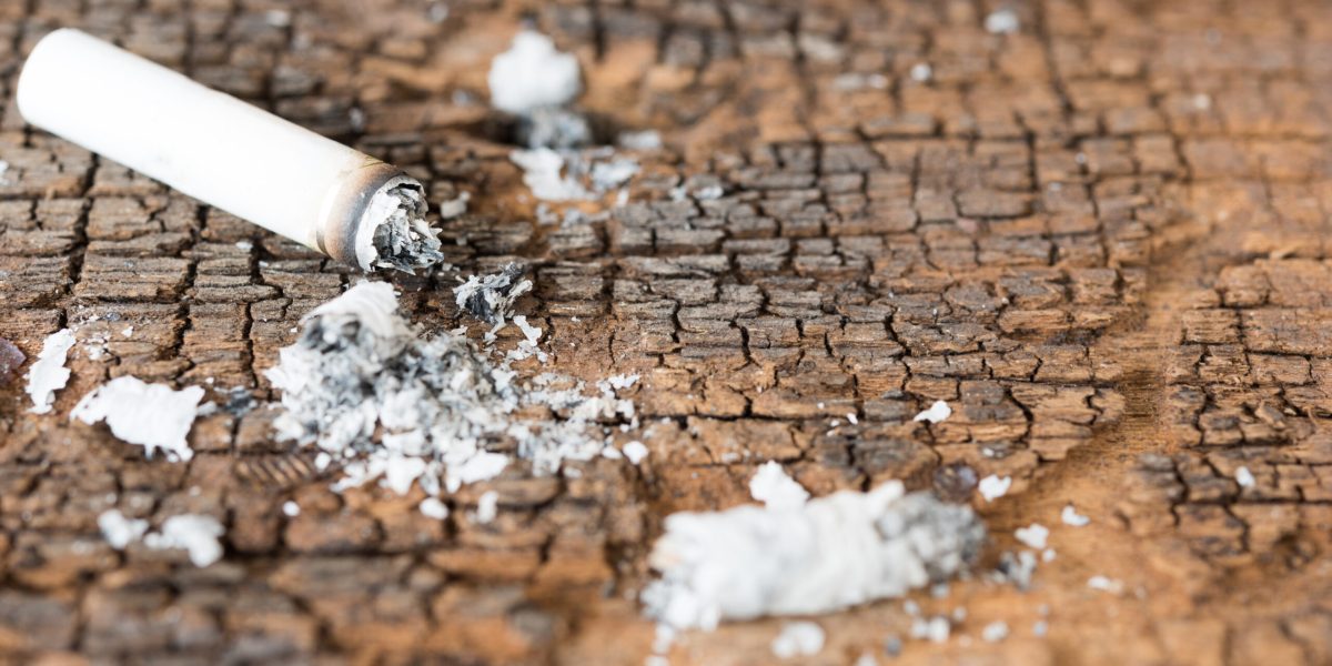 cigarette-scaled.jpg - PresaObiectiva