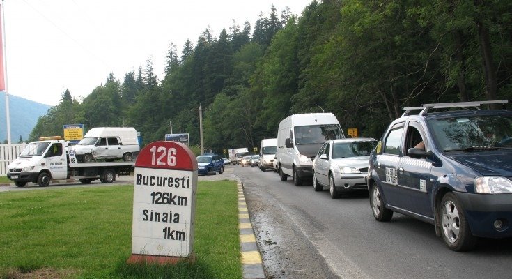 Tragedie pe DN 1: un bărbat și-a pierdut viața într-un accident grav la Comarnic Un accident rutier extrem de grav s-a produs miercuri dimineață pe DN 1, în apropierea localității Comarnic, soldându-se cu decesul unei persoane și avarierea a trei autovehicule implicate