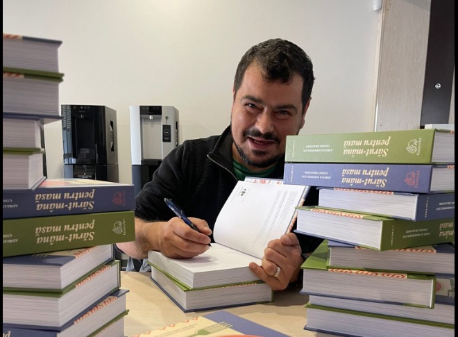 cosmin-dragomir-autor-carti-scriitor.jpg - PresaObiectiva