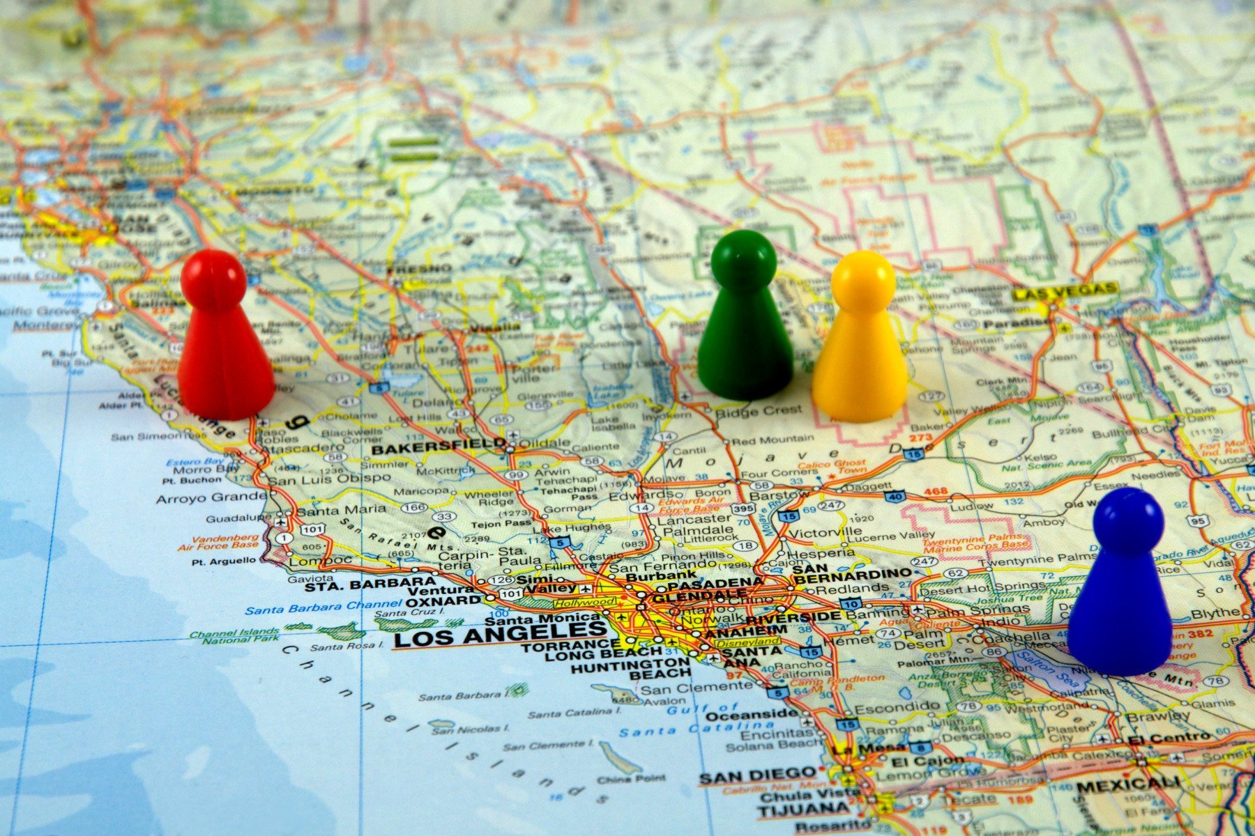 Curtea Supremă a Statelor Unite a dat verde, miercuri, utilizării noii hărți electorale din California, un proces care pare să fie rezultatul unui și mai amplu conflict politic legat de redistribuirea reprezentanților în Congres și alegerile locale