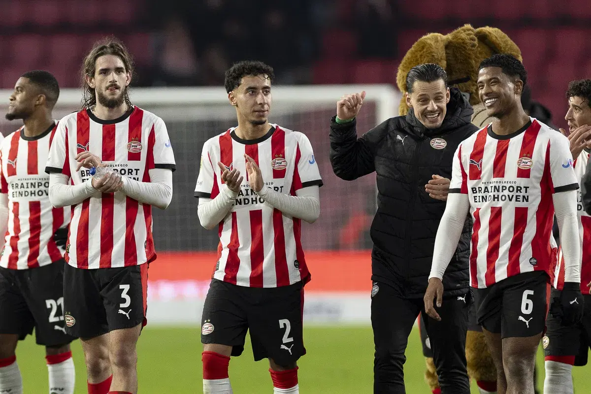 PSV își domină adversarii în Eredivisie: O diferență inegală de forță PSV Eindhoven a demonstrat încă o dată superioritatea sa netă în Eredivisie, înfruntându-se cu adversari din liga olandeză într-un meci aspru, în care diferența de calitate a fost evidentă