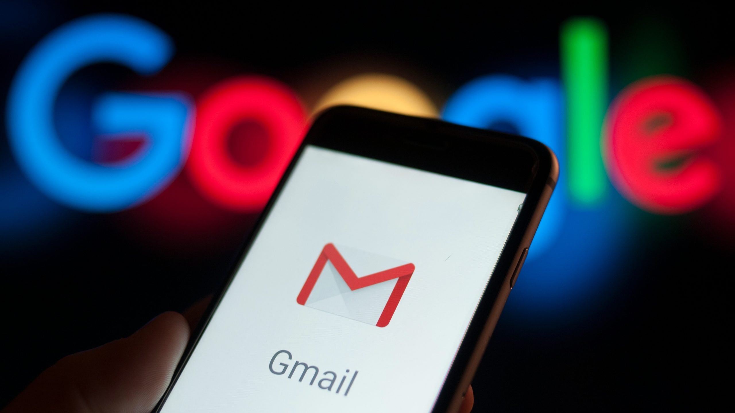 Google a făcut un pas important în îmbunătățirea experienței utilizatorilor de Gmail pe dispozitivele mobile Android, adăugând pentru prima dată posibilitatea de a crea și organiza etichete direct din aplicație, funcție de mult timp disponibilă pe versiunile web și pe iOS
