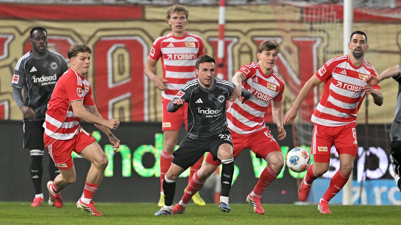 Frankfurt obține un punct valoros în deplasare la Berlin