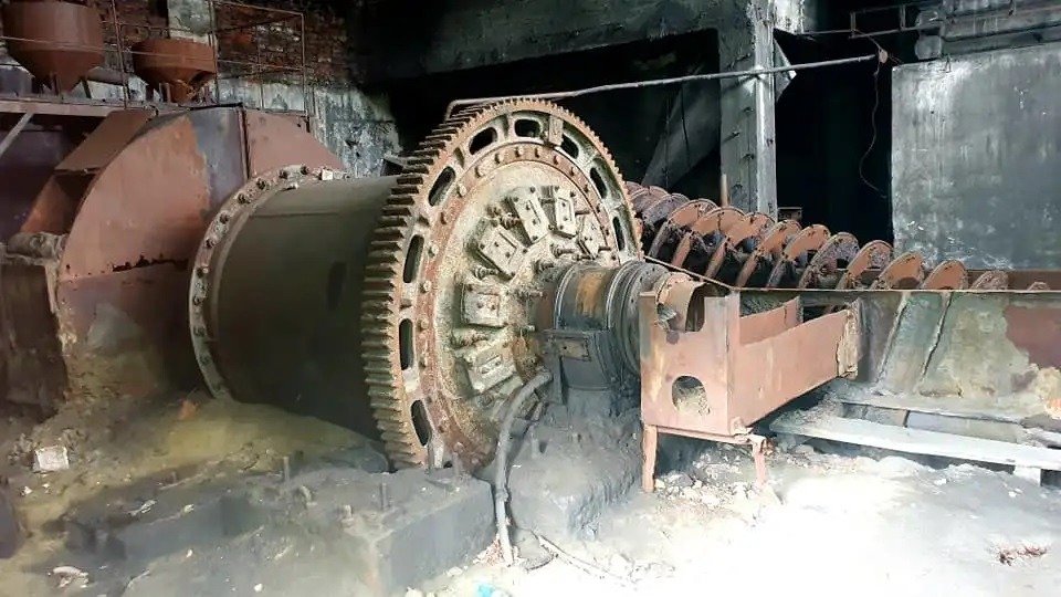 România își reafirmă potențialul în metalele rare, pregătită să devină un jucător strategic pe piața globală România își confirmă poziția de țară cu resurse naturale valoroase, prin noi inițiative în domeniul metalelor rare, un sector esențial pentru tranziția verde și dezvoltarea industriei high-tech