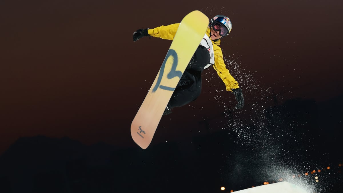 Sporturile de iarnă din 2026: Snowboardingul live, accesibil pentru toți Între 7 și 18 februarie 2026, pasionații de snowboarding vor avea ocazia să urmărească competițiile live din cadrul Jocurilor Olimpice de Iarnă de la Milano-Cortina
