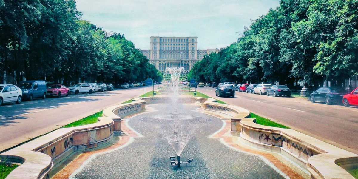 katie-moon-uyRbvQWW6J0-unsplash-1-e1770204254558.jpg - PresaObiectiva