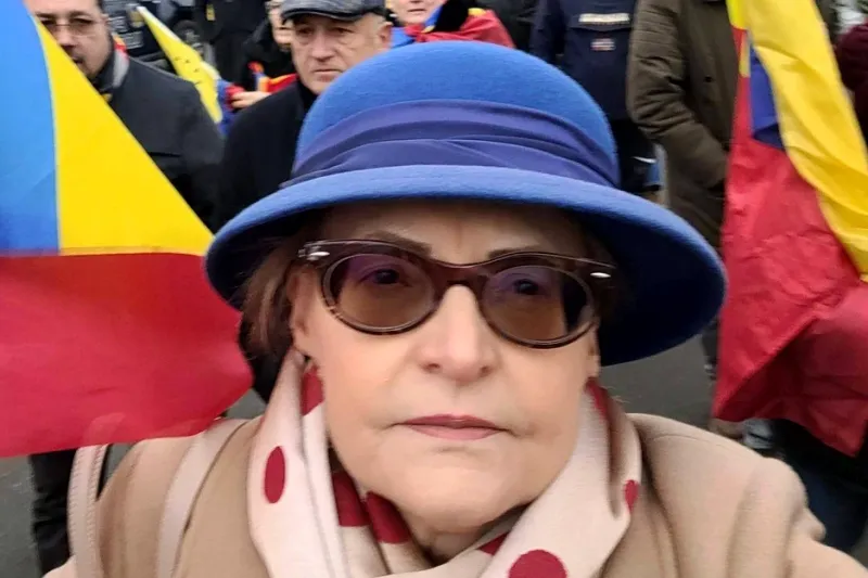 Fosta judecătoare solicită universității diploma lui Nicușor Dan în procesul „Turul 2 înapoi”