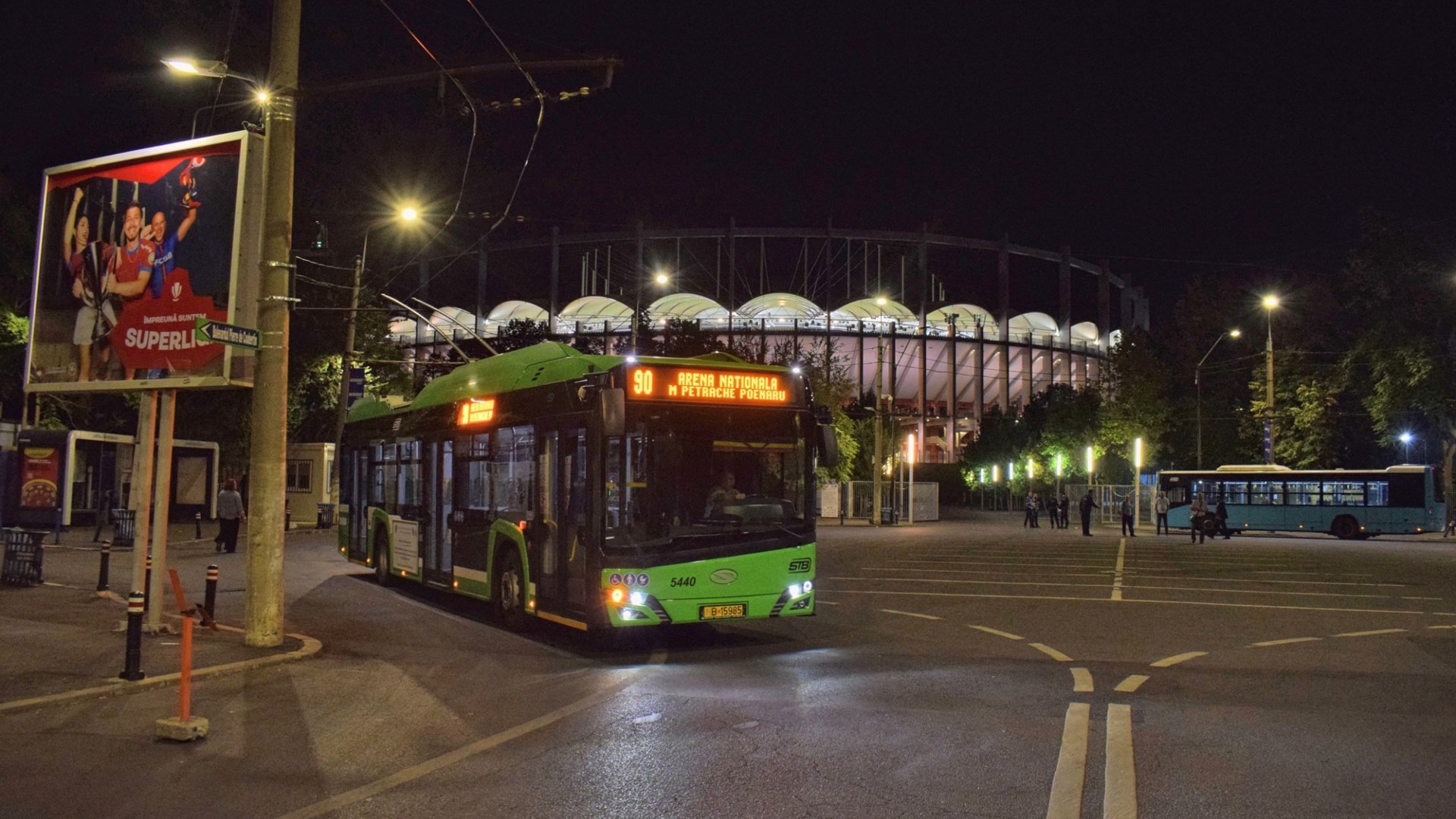 Transportul public în București, alterat temporar din cauza meciului Dinamo – Universitatea Craiova Luni, 9 februarie, bucureștenii care se bazează pe transportul public vor resimți devieri temporare ale anumitor linii operate de STB (Societatea de Transport București)