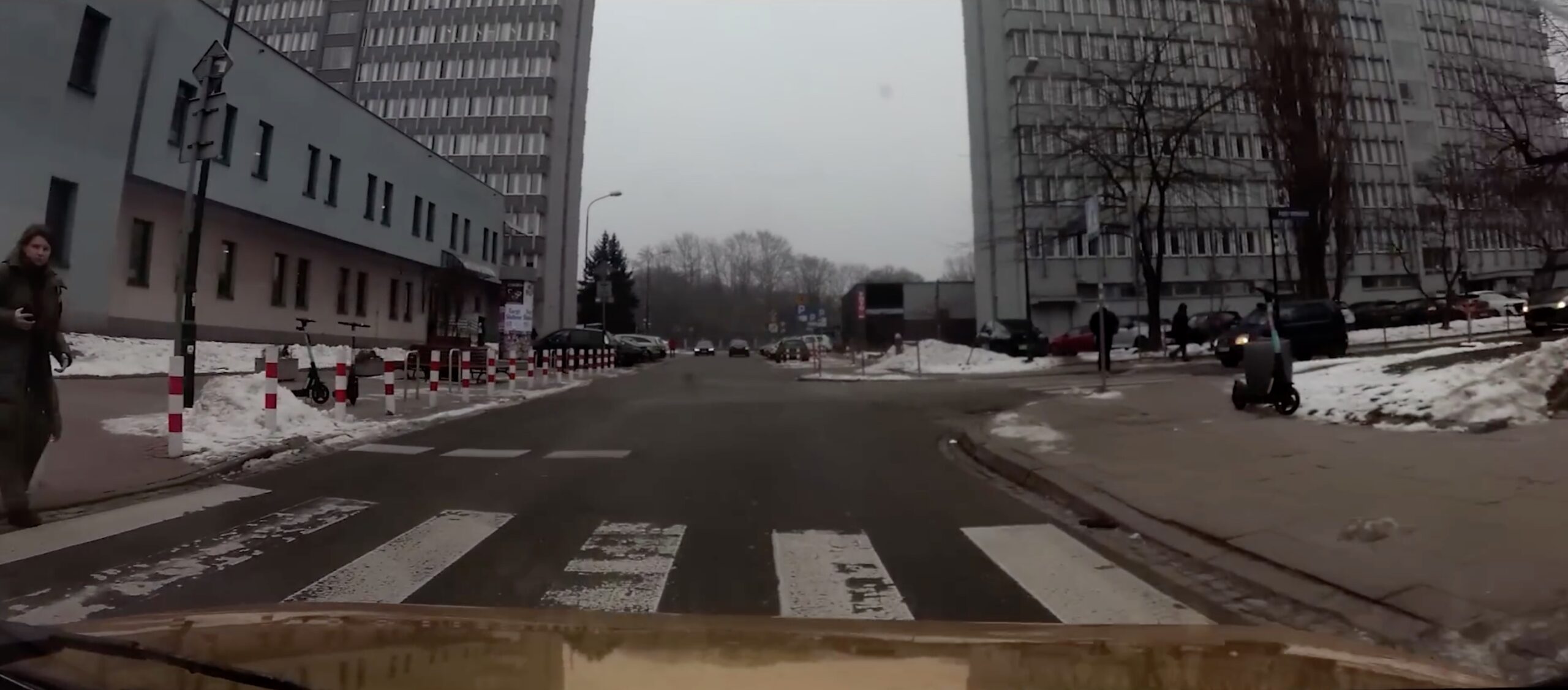 Ministrul polonez al justiției, Waldemar Żurek, a fost surprins într-un incident neașteptat, care a stârnit valuri atât în media locală, cât și în cele internaționale