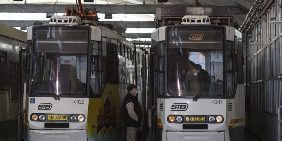 modernizarea-depourilor-Colentina-Titan.jpg - PresaObiectiva