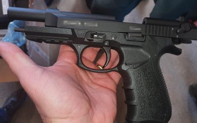 pistol-1.jpeg - PresaObiectiva