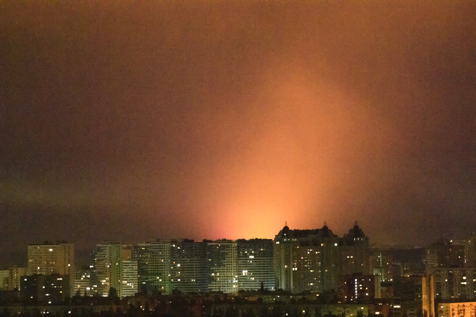 Zelenski: Rusia plănuiește un atac masiv asupra Ucrainei