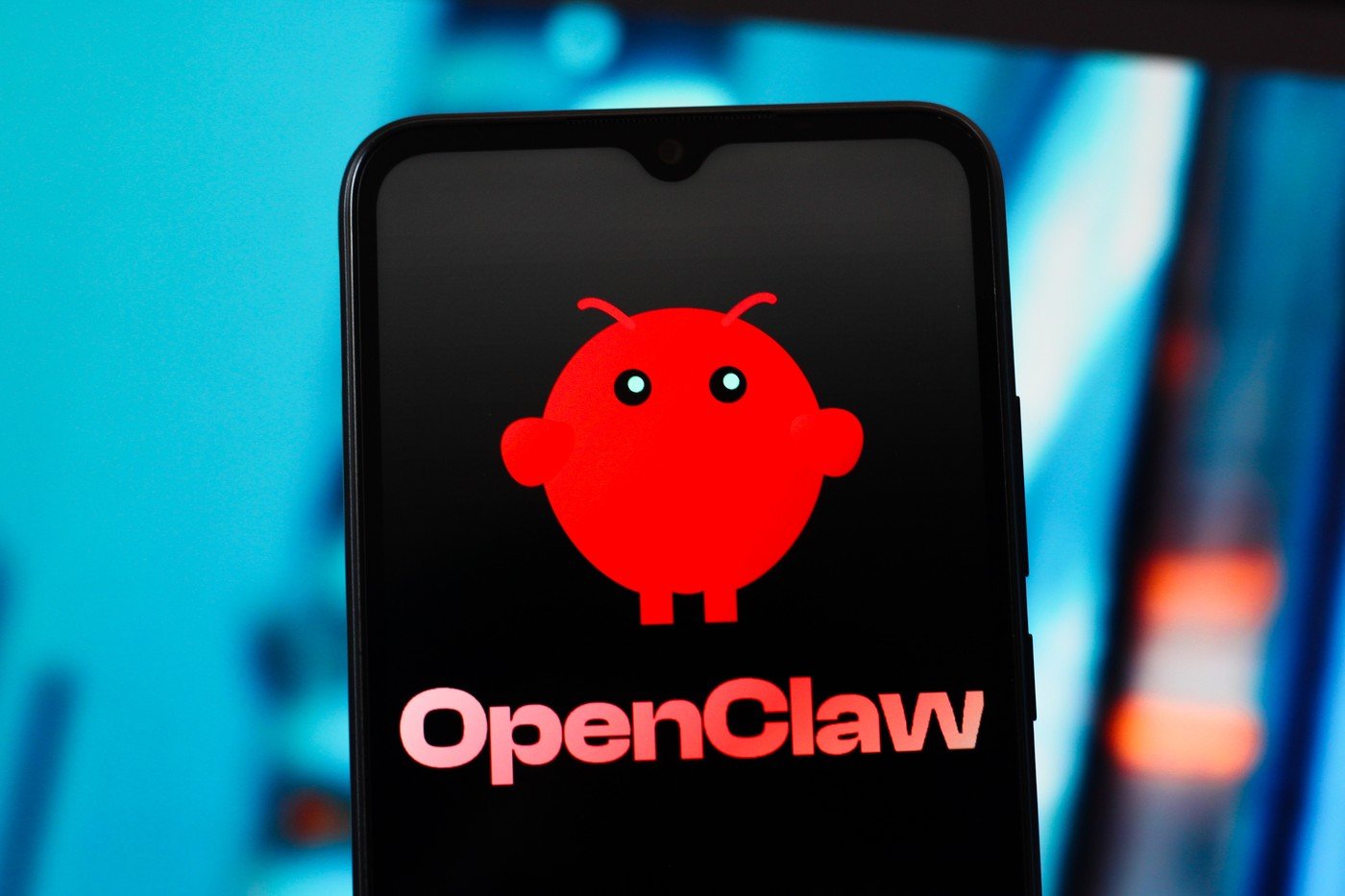 OpenClaw, agentul AI open-source ce cucerește lumea digitală: între entuziasm și controverse În mijlocul unei revoluții tehnologice accelerate, noul agent AI open-source numit OpenClaw devine rapid subiect de dezbatere intensă în domeniul inteligenței artificiale