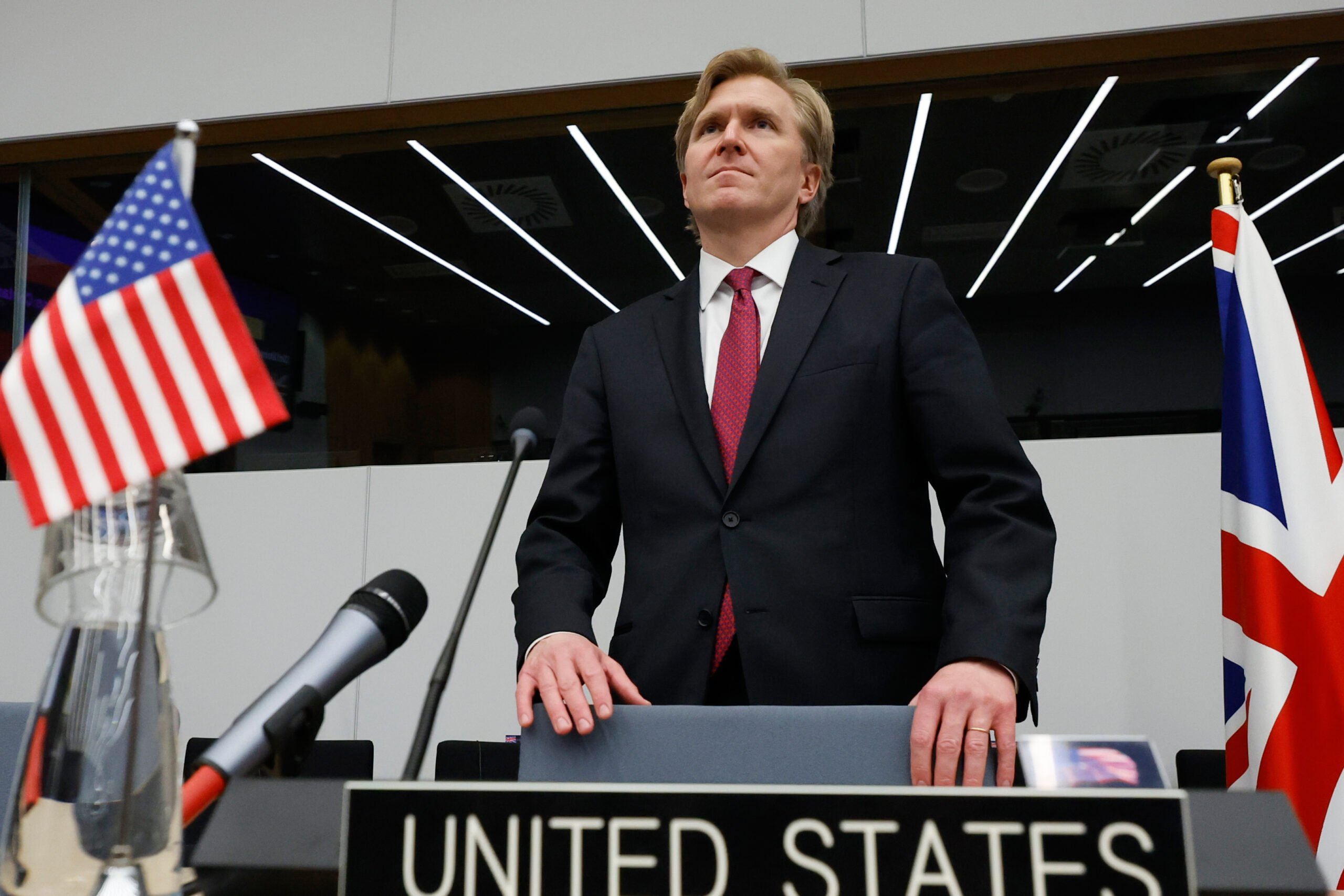 Europa trebuie să preia mai hotărâtă conducerea în apărarea proprie, în contextul unei lumi din ce în ce mai volatile și mai periculoase